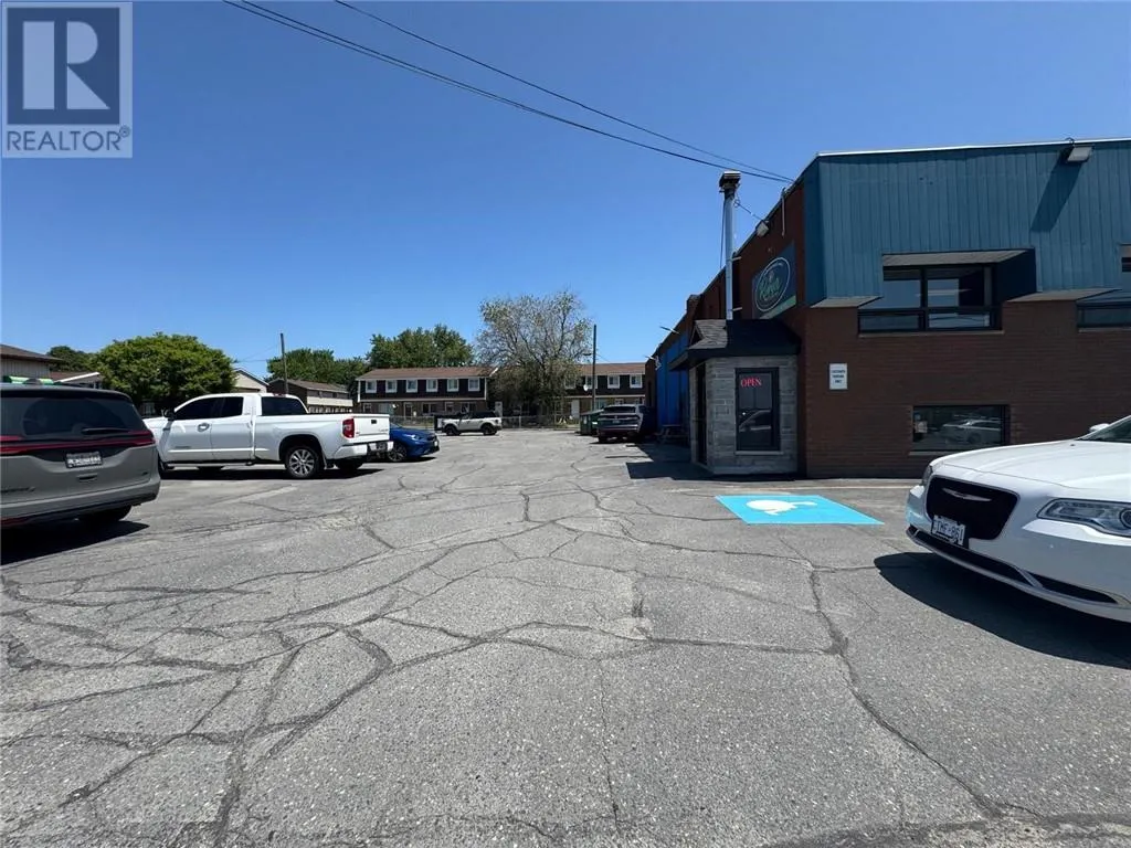 1894 LASALLE Boulevard Unit# 3