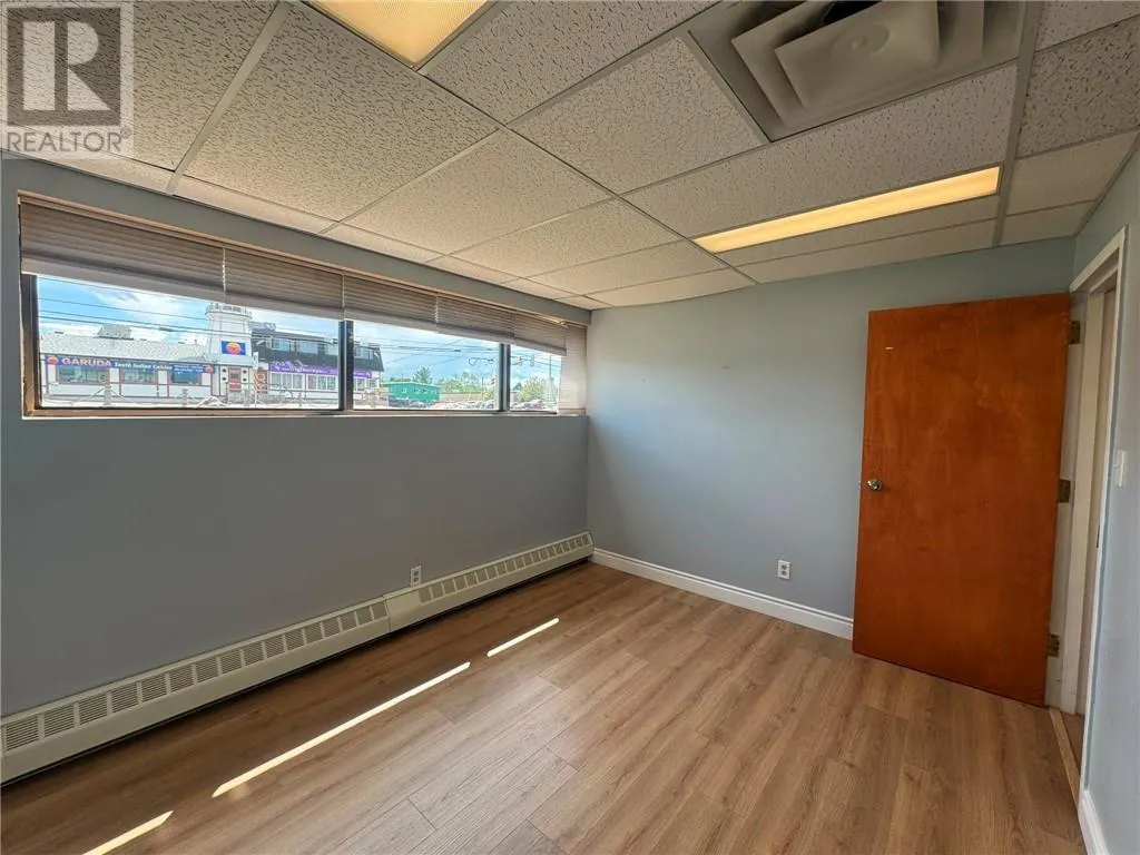 1894 LASALLE Boulevard Unit# 3