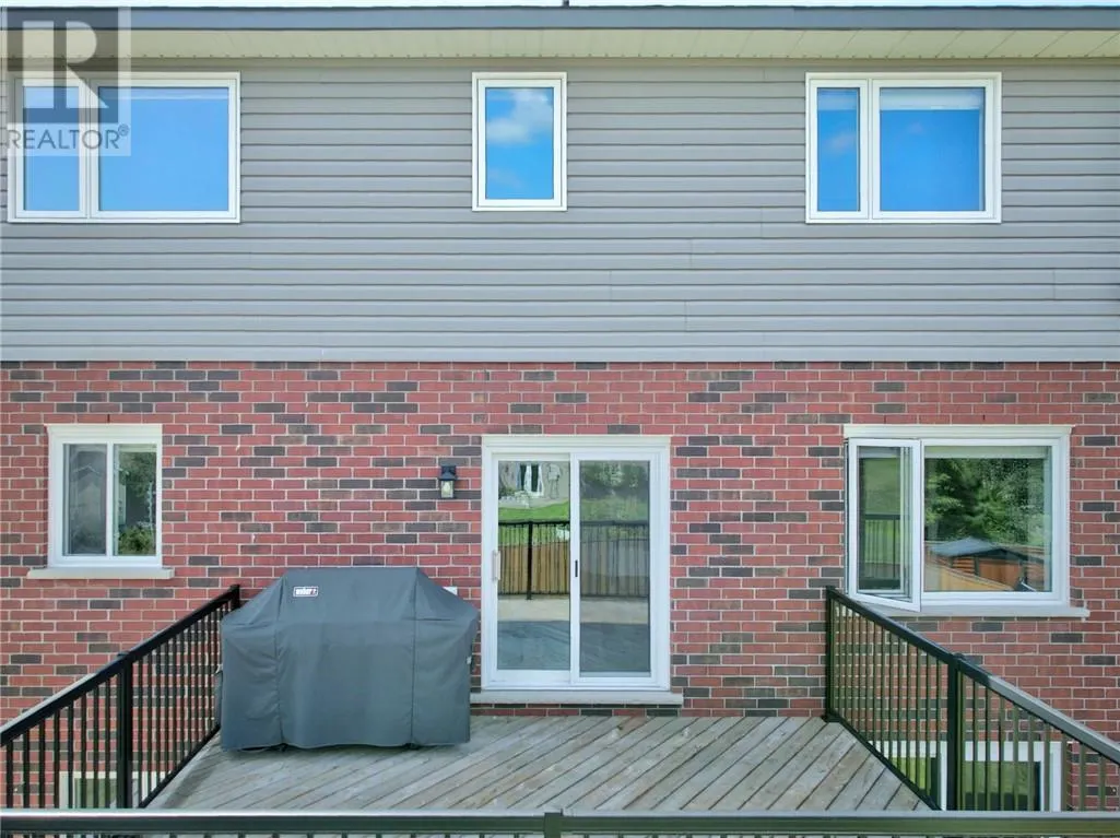 21 Vega Court