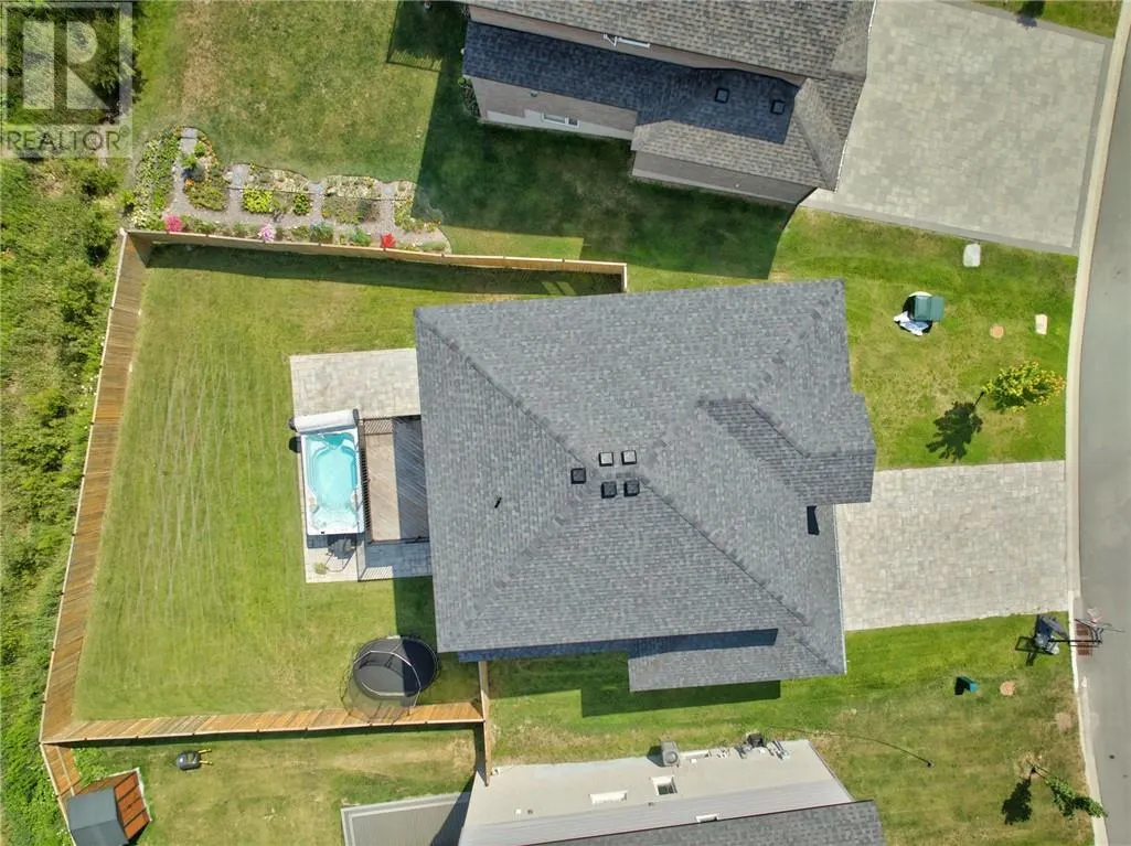 21 Vega Court