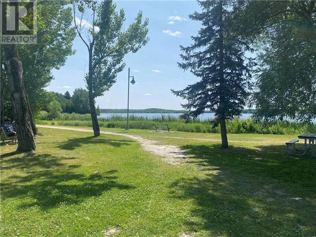 144 Meadowbrook Road Unit# Lower Unit