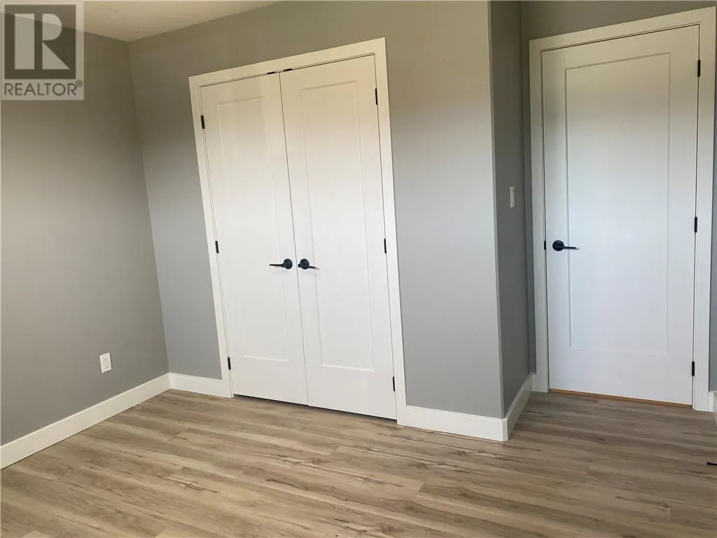 144 Meadowbrook Road Unit# Lower Unit