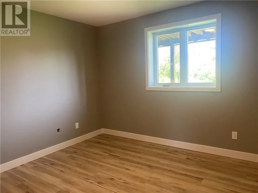 144 Meadowbrook Road Unit# Lower Unit