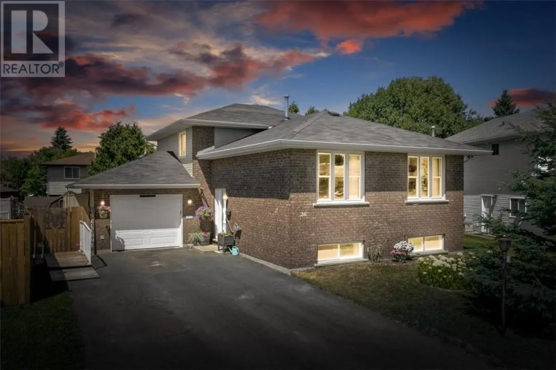 26 Monique Crescent