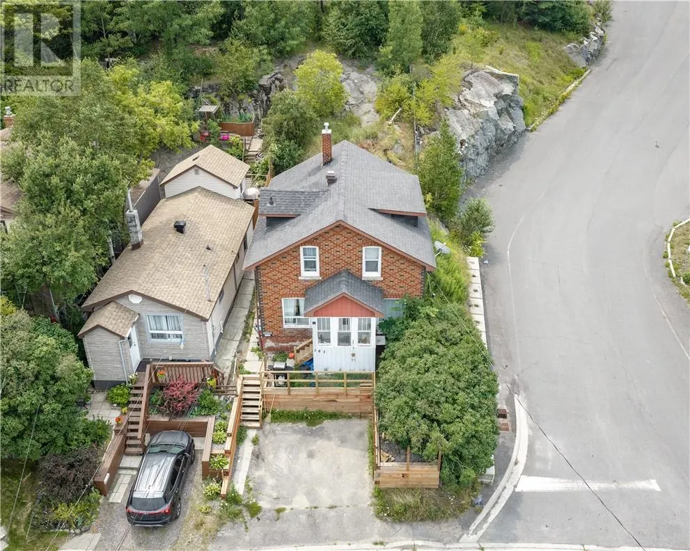 287 Van Horne Street