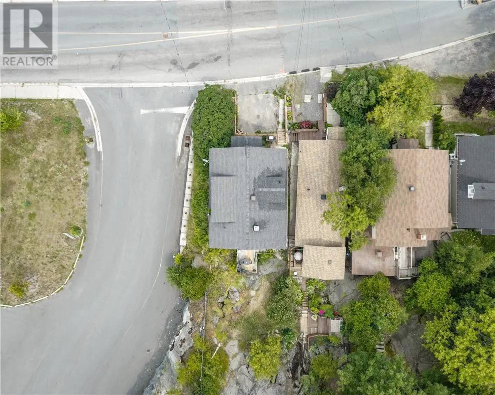 287 Van Horne Street
