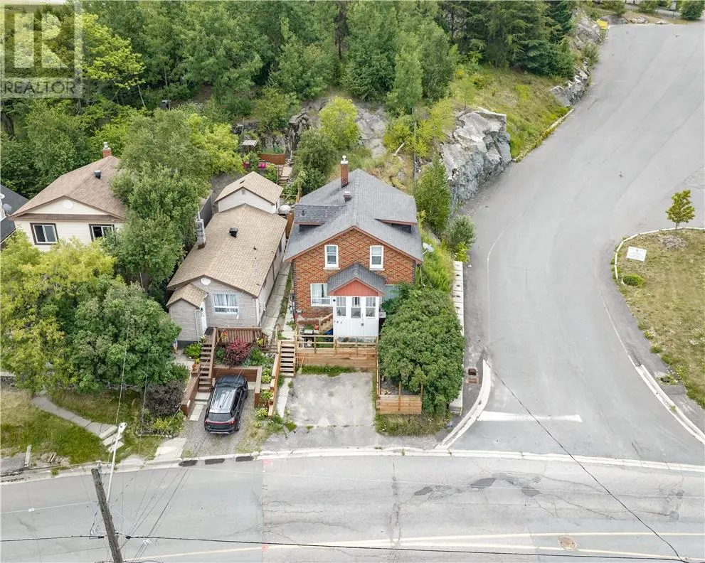 287 Van Horne Street