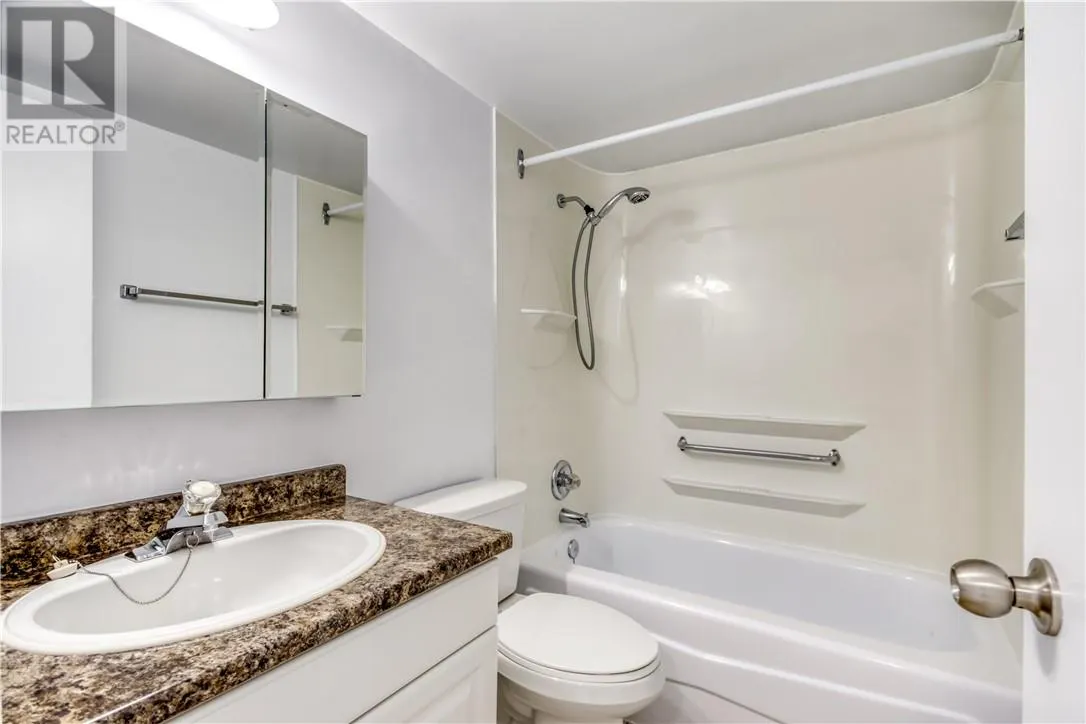901 Lasalle Boulevard Unit# PH4