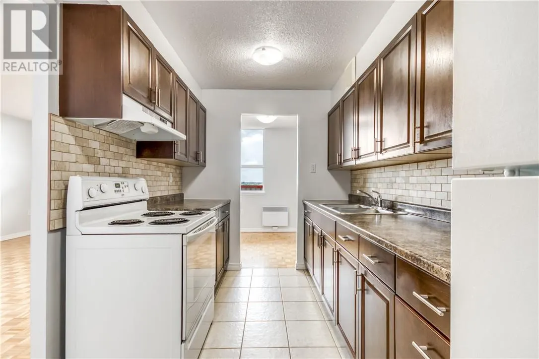 901 Lasalle Boulevard Unit# PH4