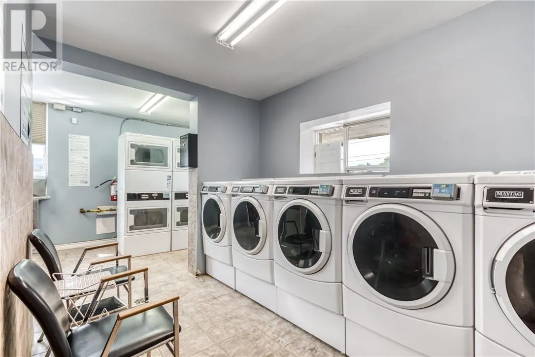 901 Lasalle Boulevard Unit# PH4