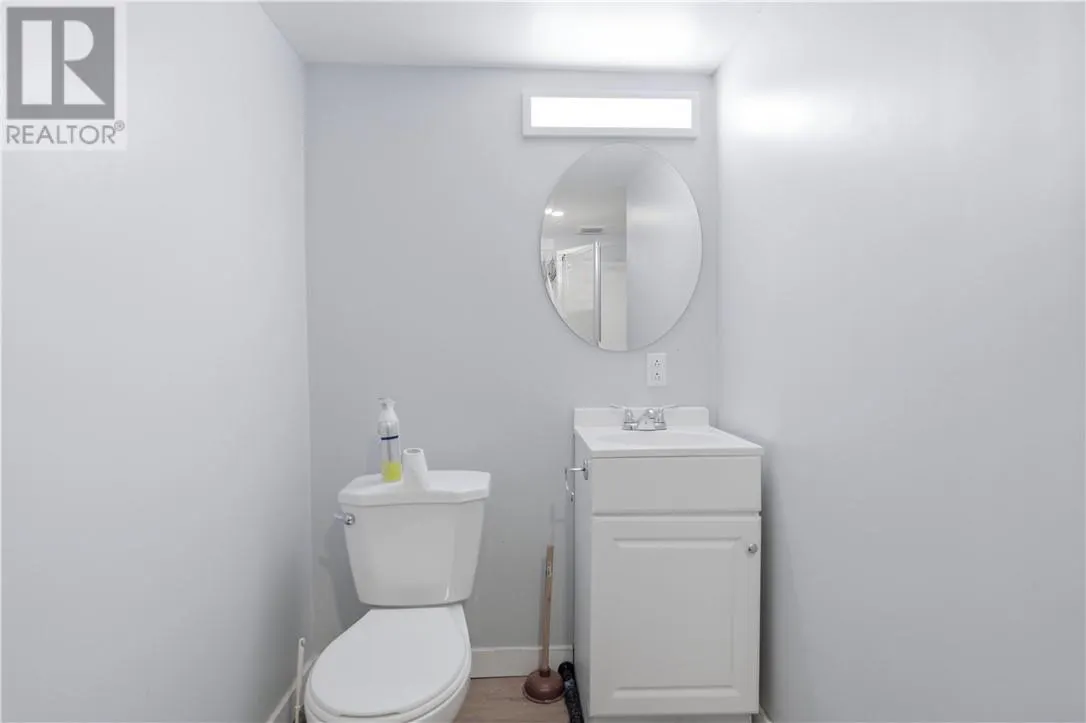 398 Bond Street