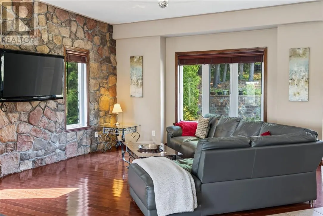 164 Bonnie Drive