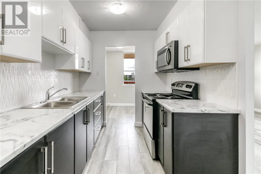 901 Lasalle Boulevard Unit# 405