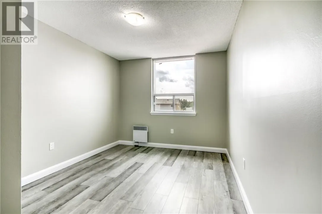 901 Lasalle Boulevard Unit# 405