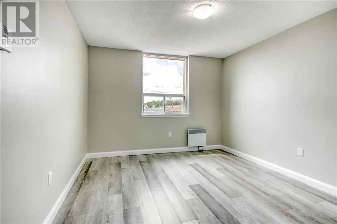 901 Lasalle Boulevard Unit# 405