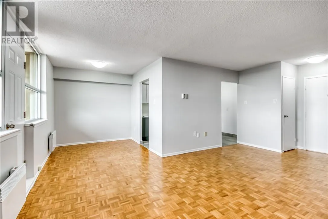 901 Lasalle Boulevard Unit# 909
