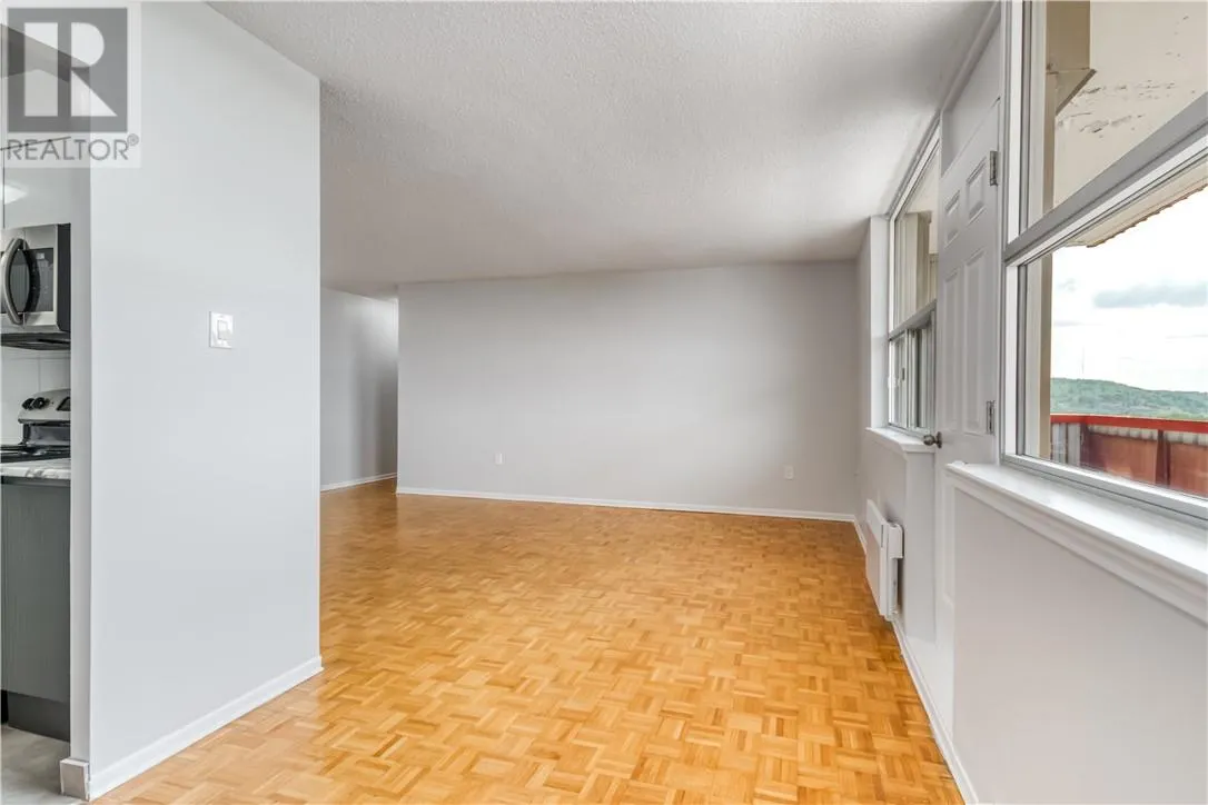 901 Lasalle Boulevard Unit# 909