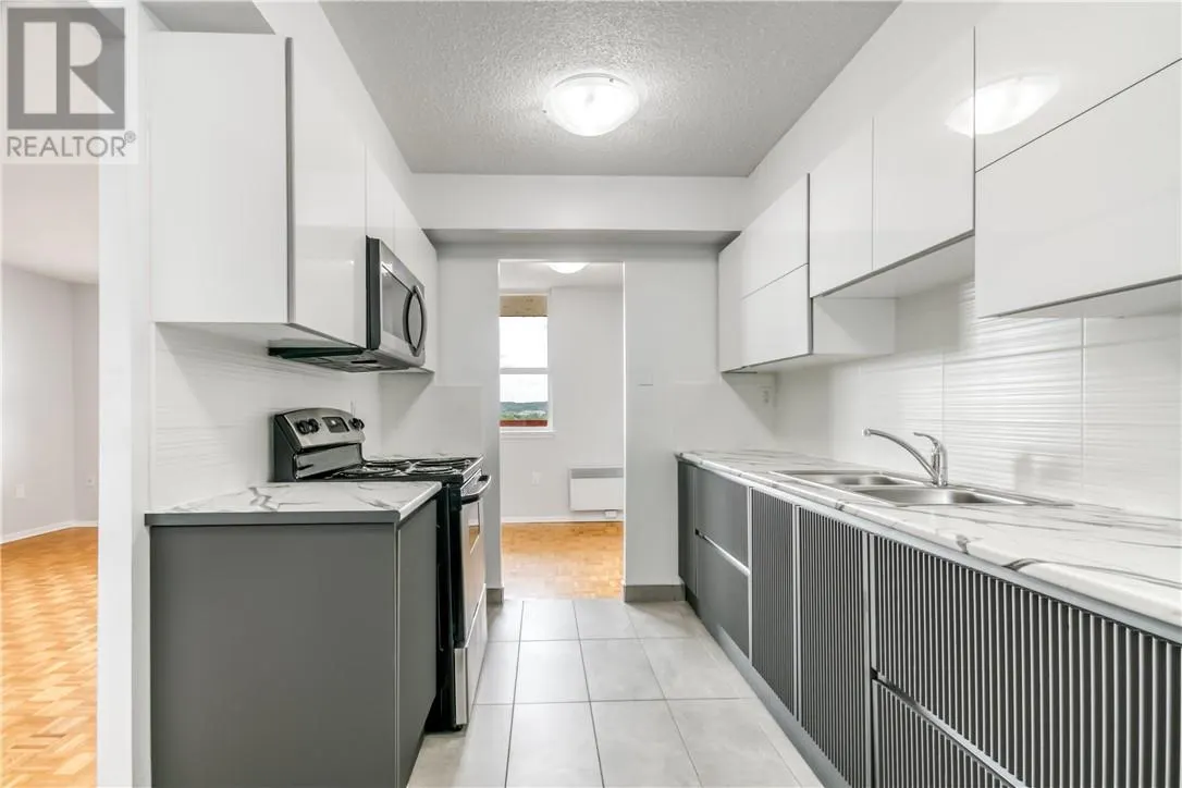 901 Lasalle Boulevard Unit# 909