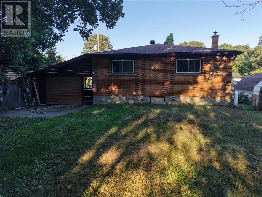 595 Brophy Street