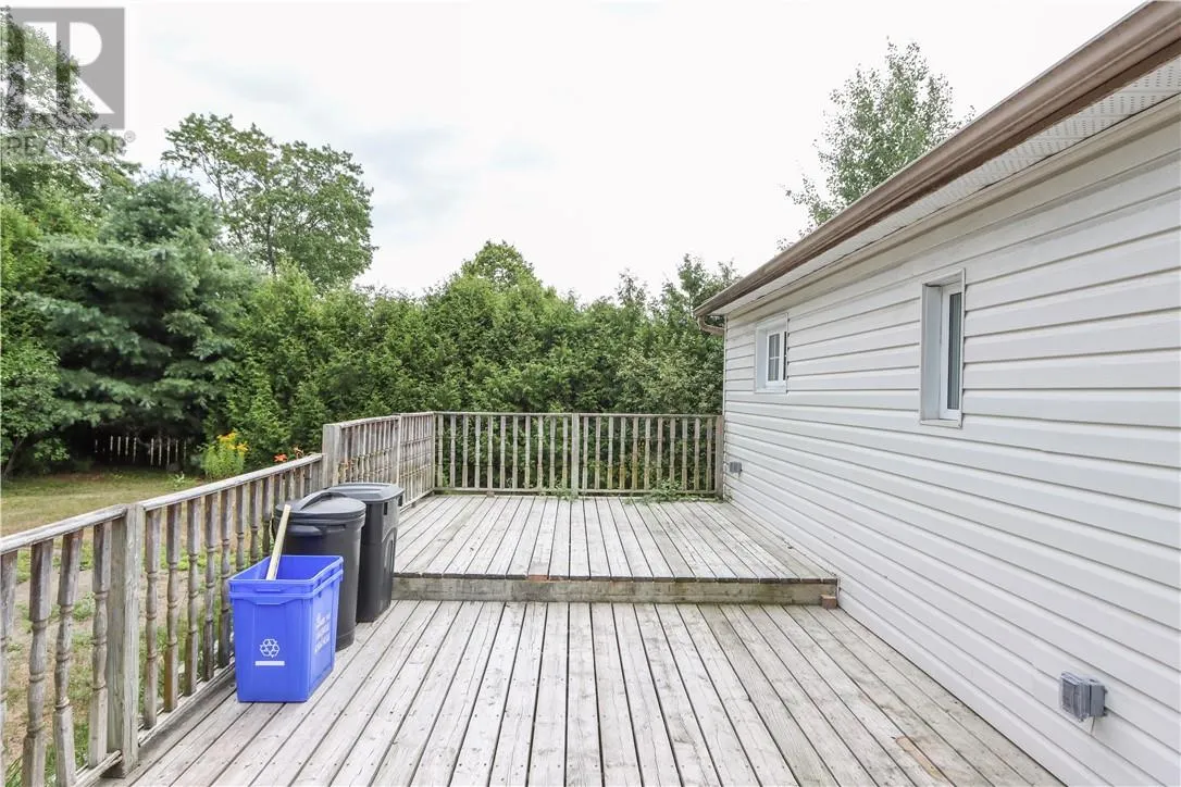 38 Gill Avenue