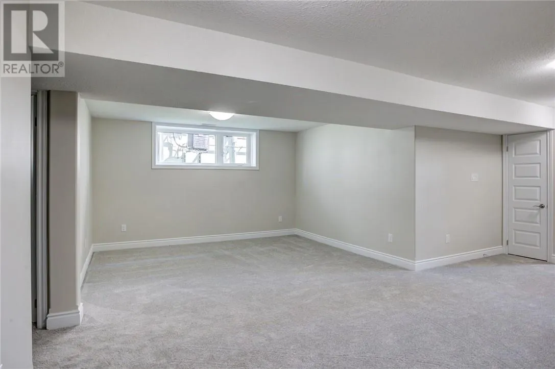 1511 Montrose