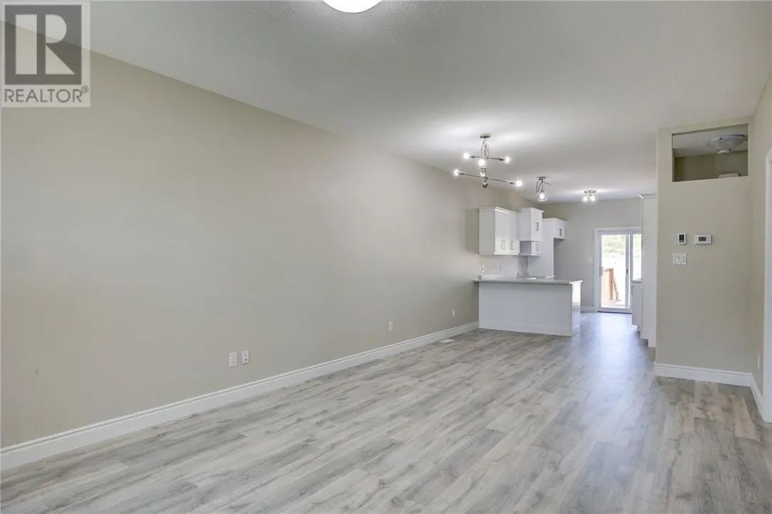1511 Montrose