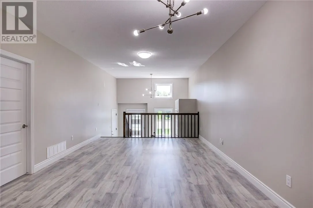 1511 Montrose