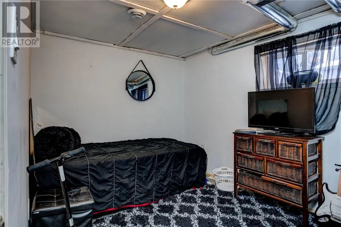 486 Bois Street