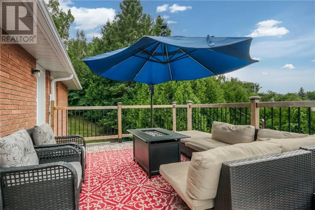83 Lakeview Drive