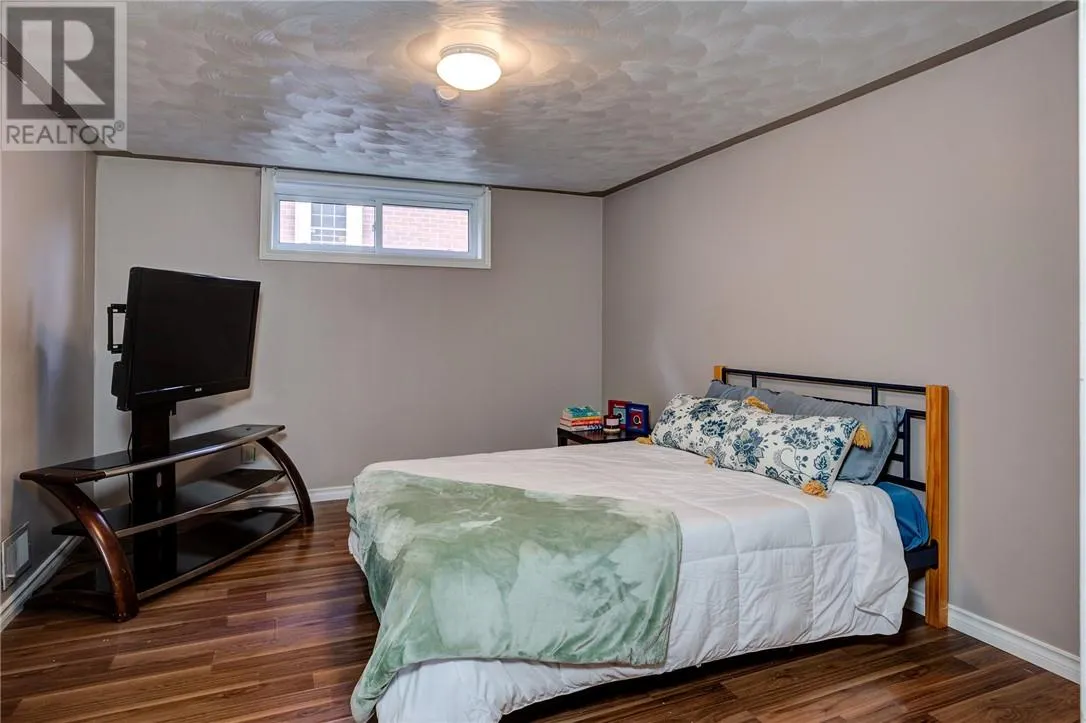 673 Camelot Drive