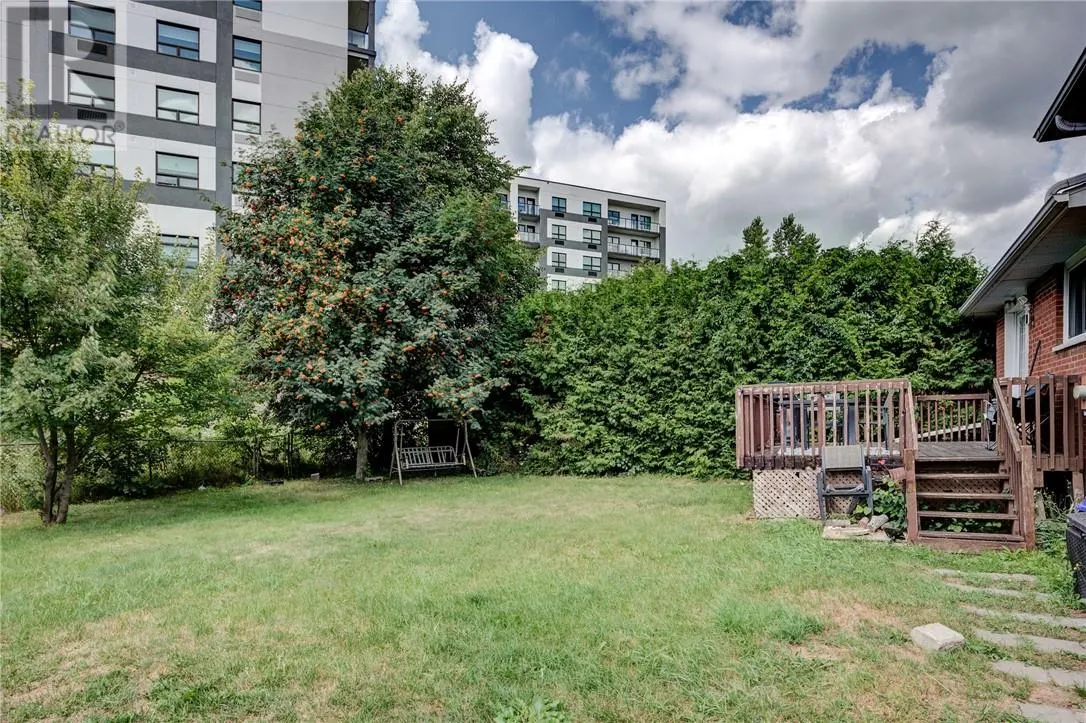 673 Camelot Drive