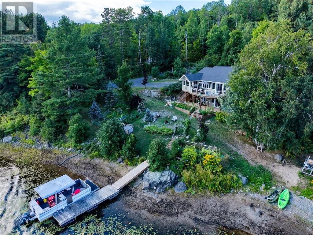 1266 Sandy Lane