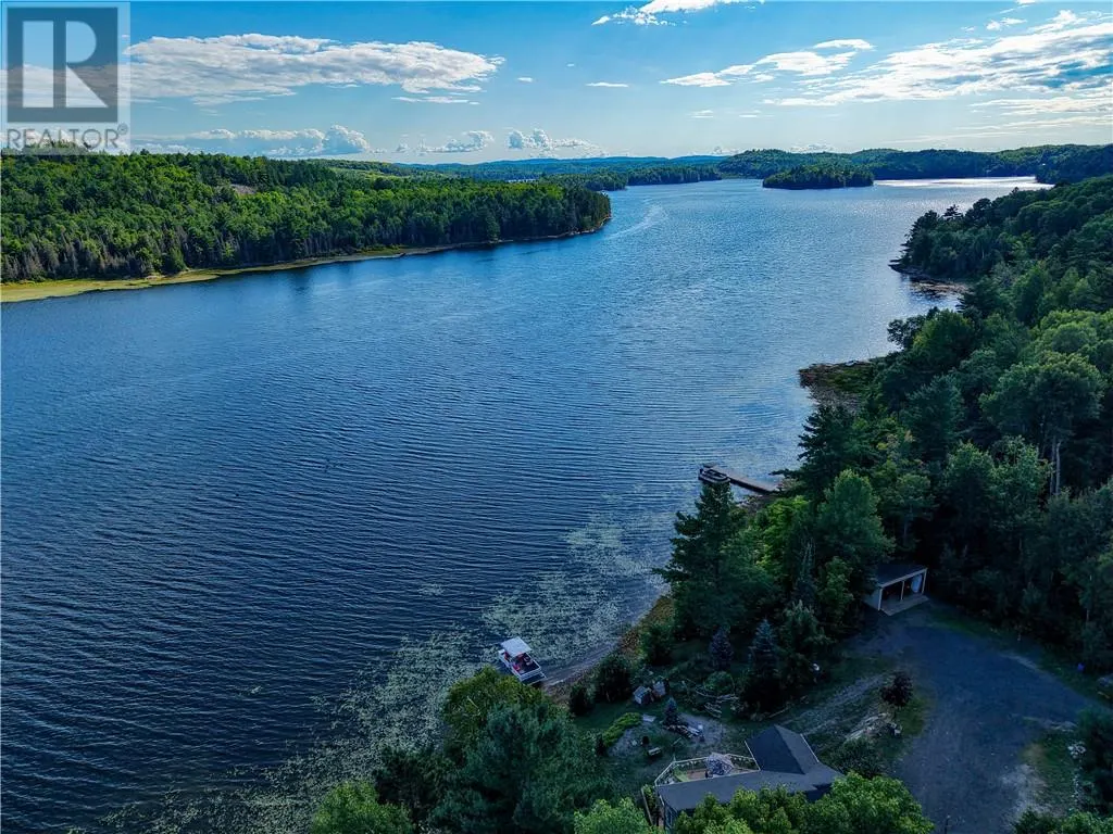 1266 Sandy Lane