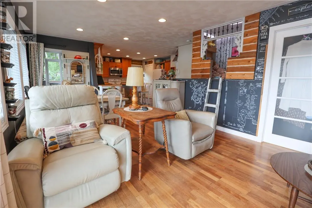 1266 Sandy Lane