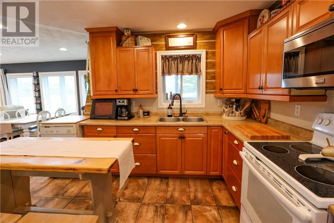 1266 Sandy Lane