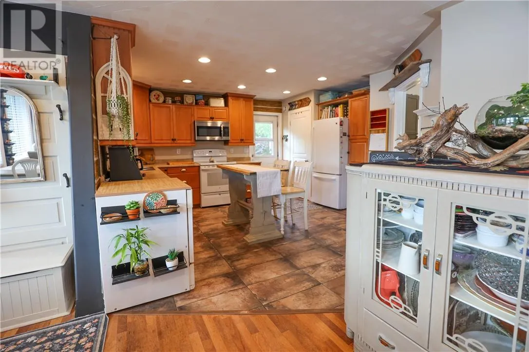 1266 Sandy Lane