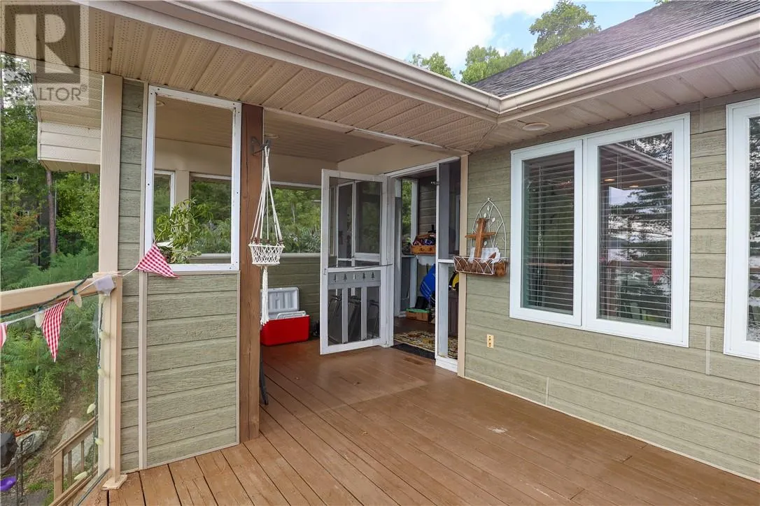 1266 Sandy Lane