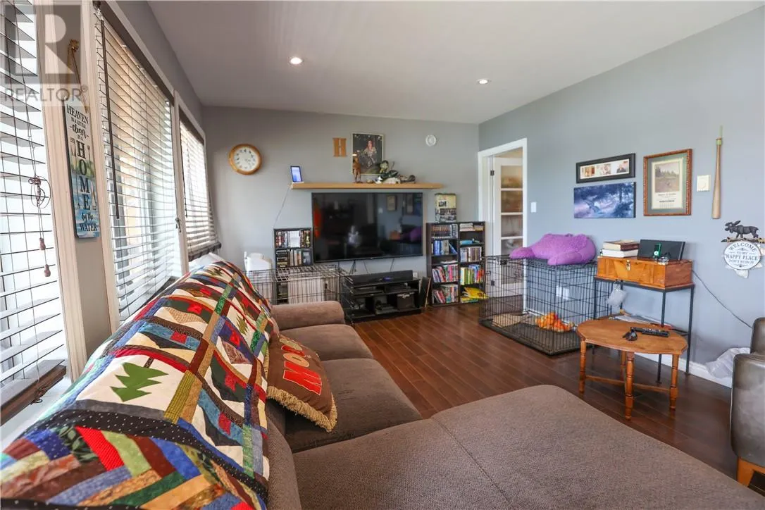 1266 Sandy Lane