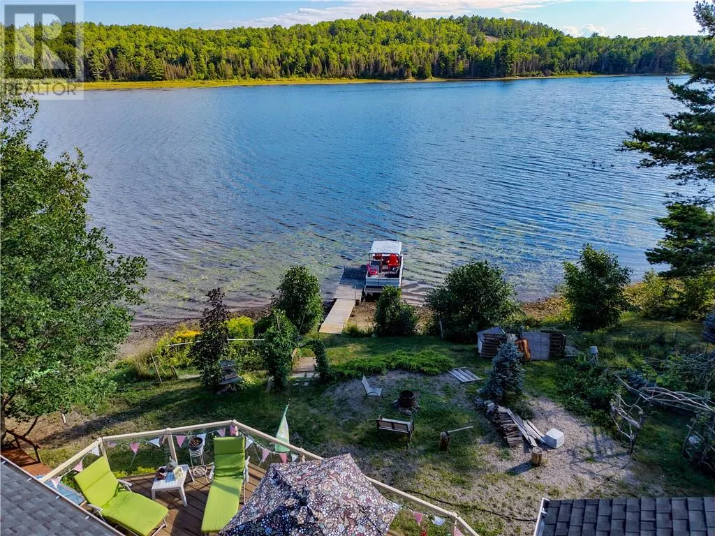 1266 Sandy Lane