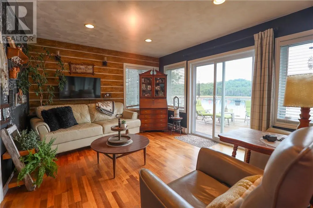 1266 Sandy Lane