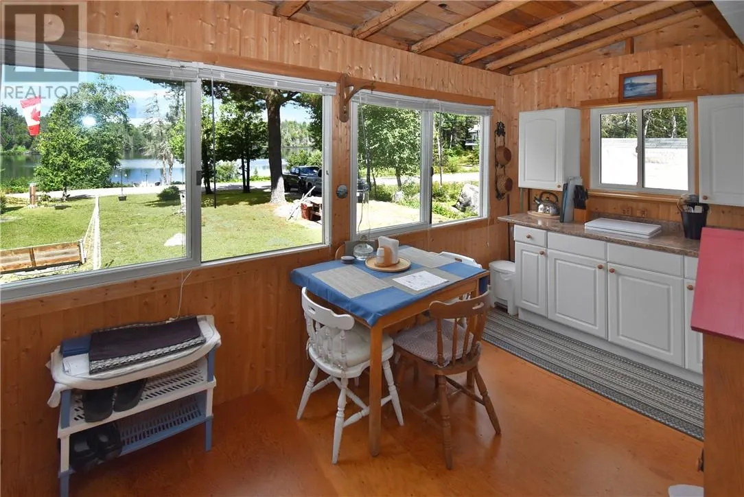 40 Ministic Lake Road