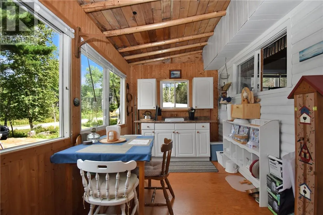 40 Ministic Lake Road