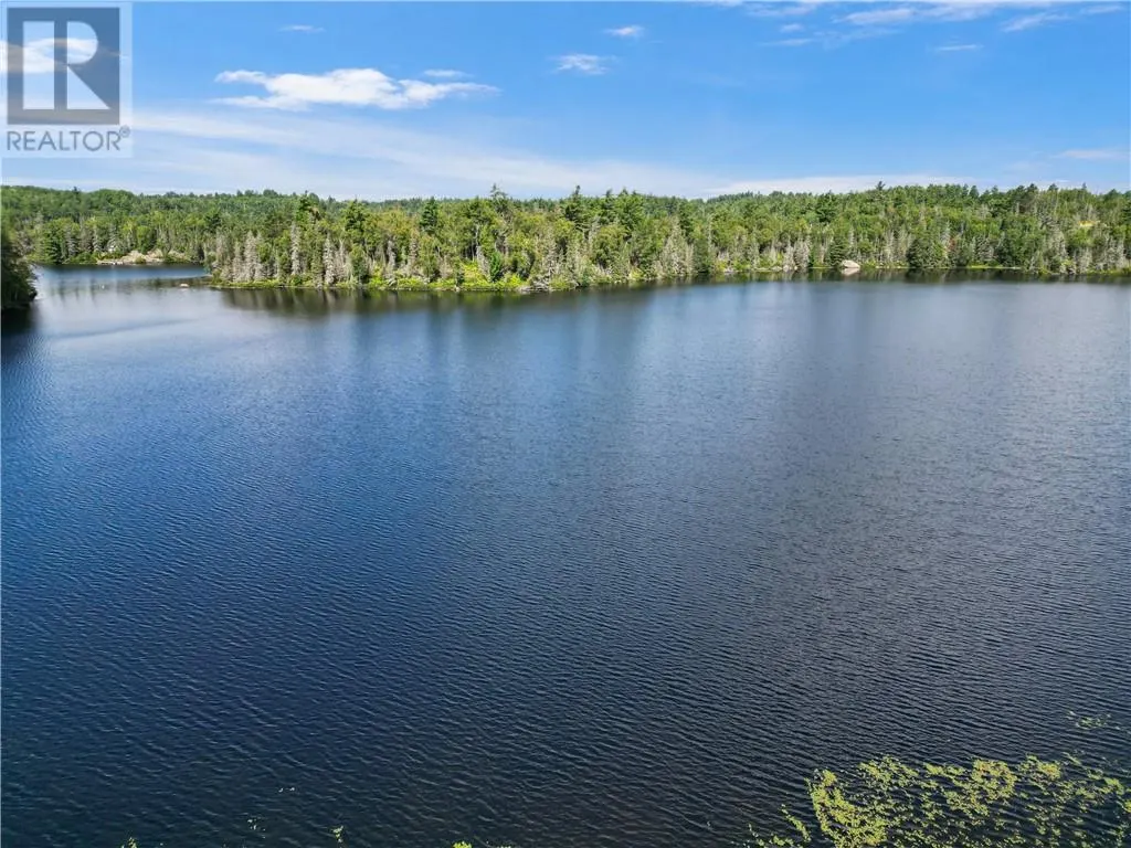 40 Ministic Lake Road