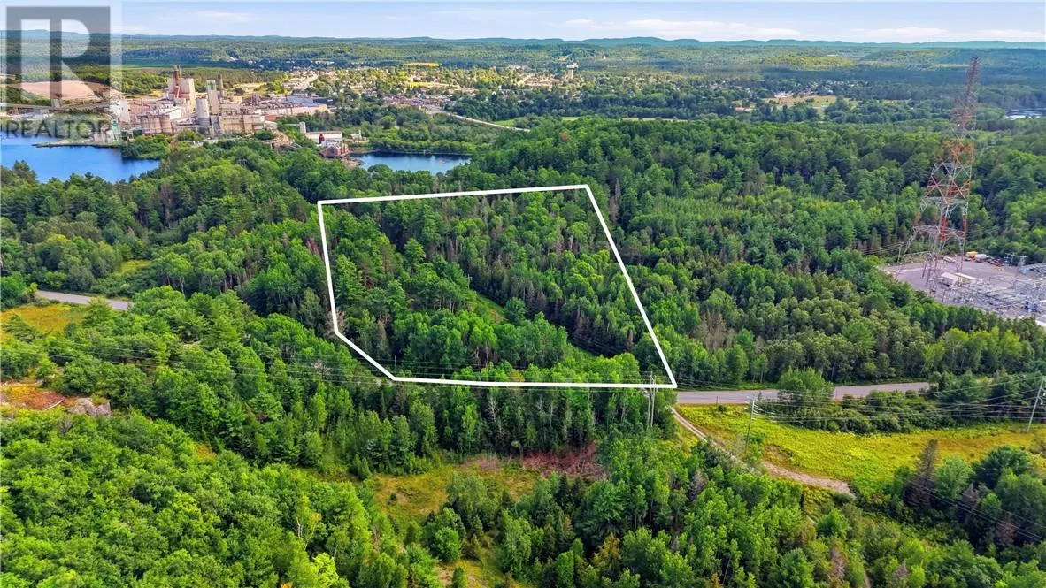 Lot 8 Jacklin Road