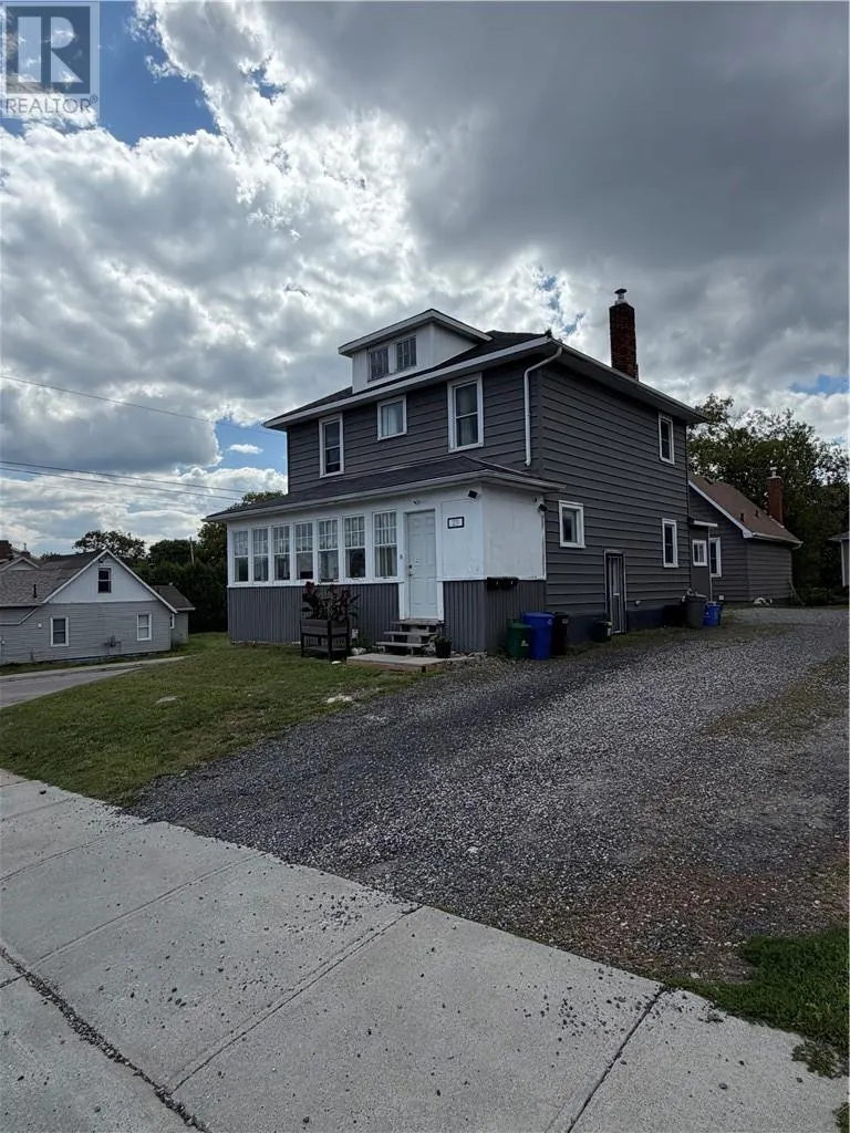 231 Whittaker & 408 Isabel