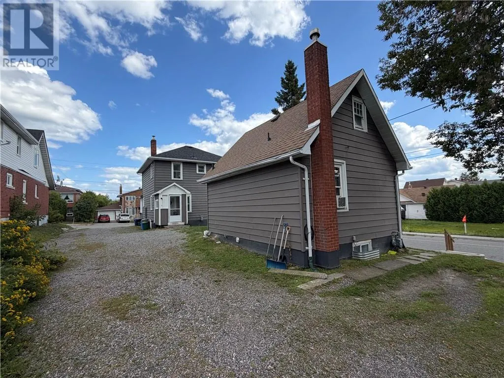 231 Whittaker & 408 Isabel