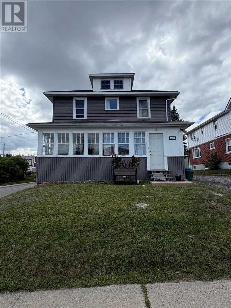 231 Whittaker & 408 Isabel