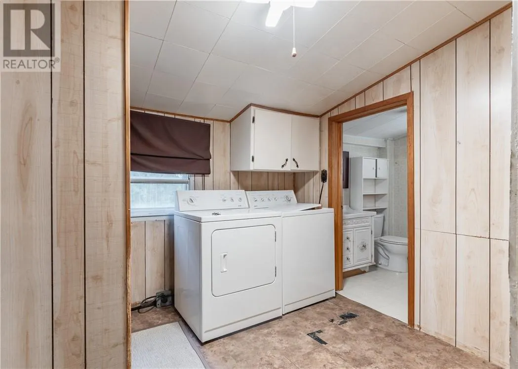 3426 Falconbridge Highway