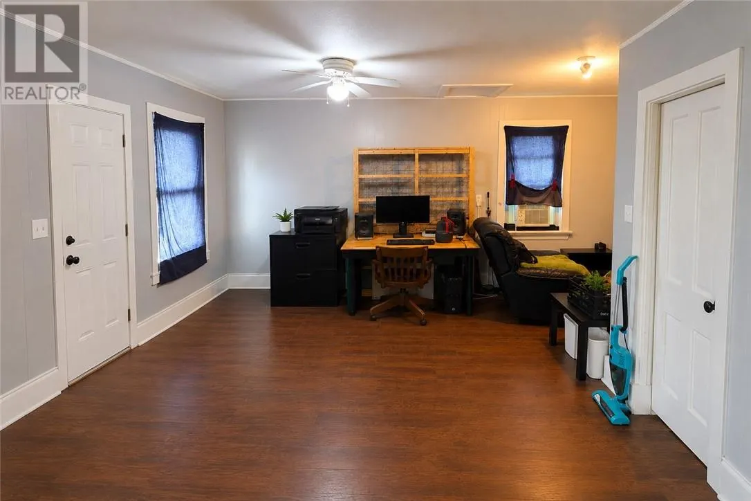231 Whittaker & 408 Isabel