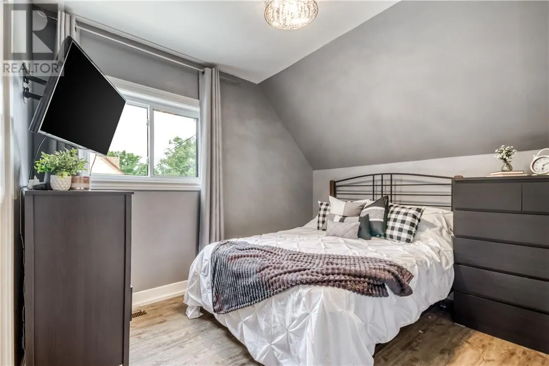 10A Orford Street